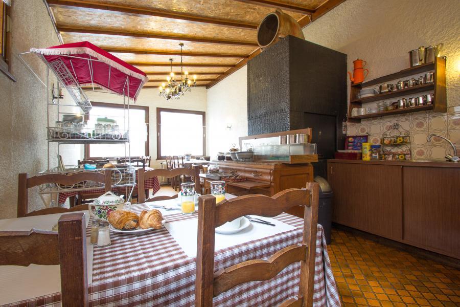 Hotel Restaurant La Croix D'Or Orbey Esterno foto